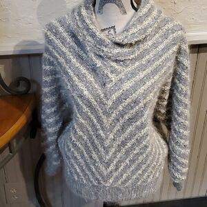 💞Mariea Kim* Sweater